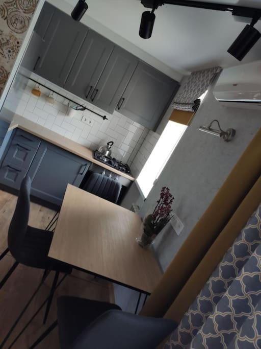Potal Apartment Кременчук Екстериор снимка